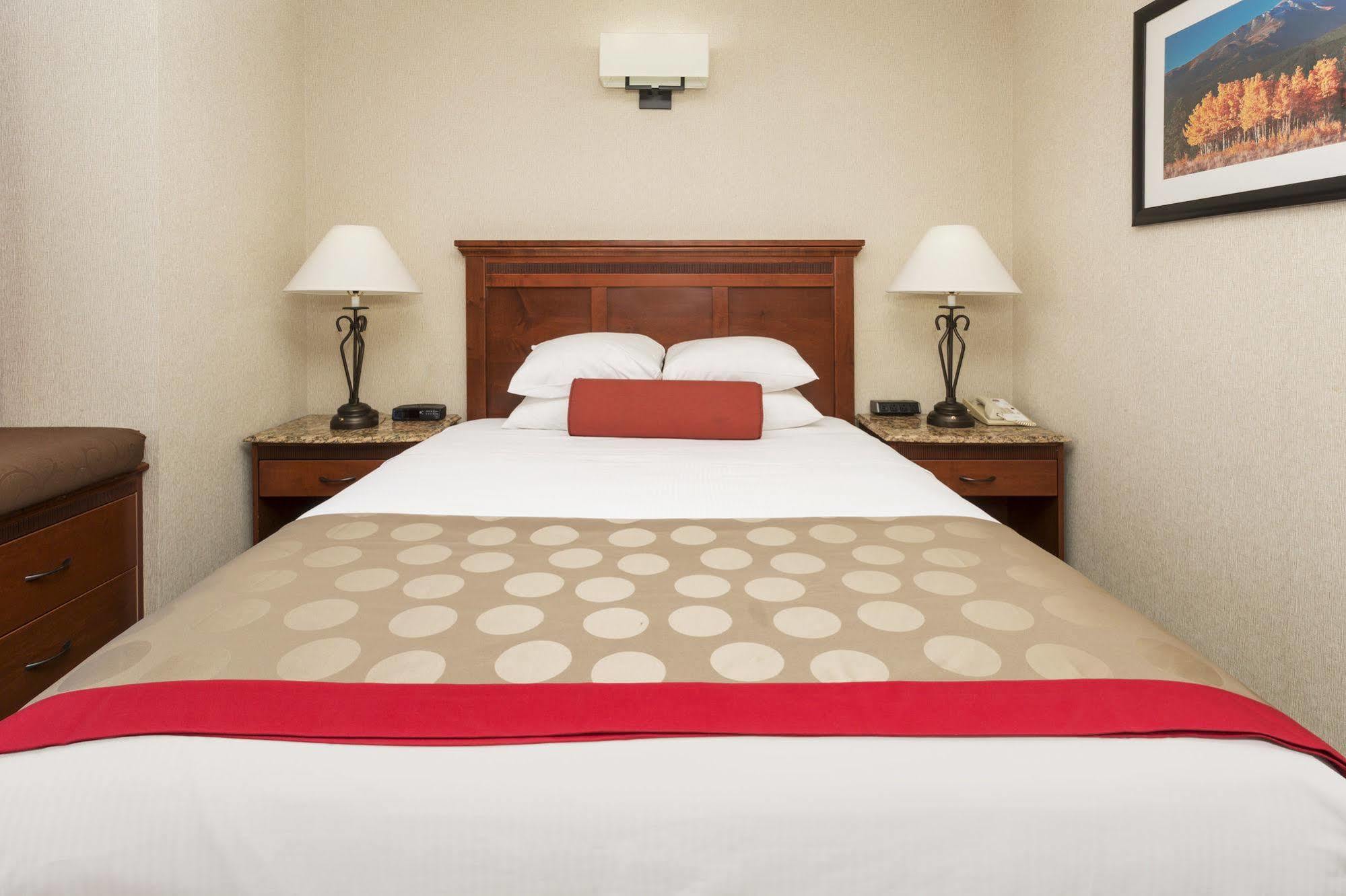Ramada By Wyndham 3* Frisco