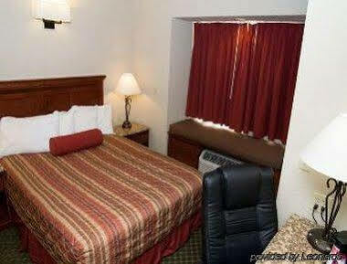 Ramada By Wyndham 3*