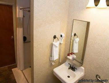 Ramada By Wyndham Frisco